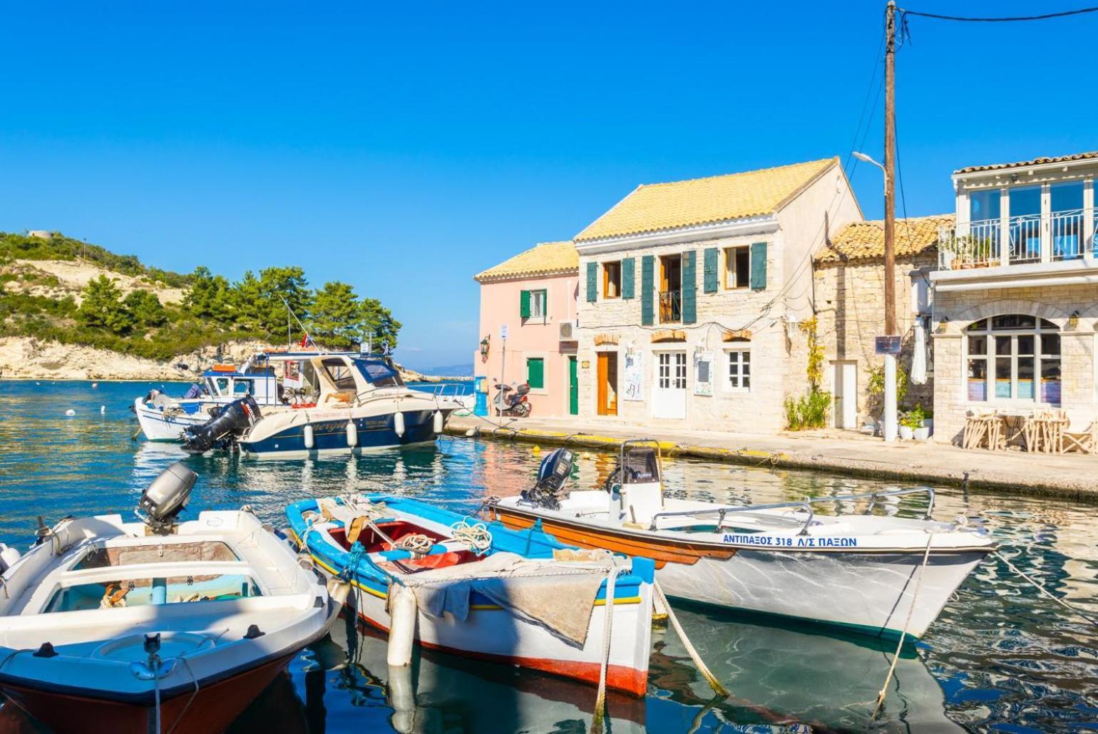 Spiros Jetty House Apartment Longos  Exterior photo